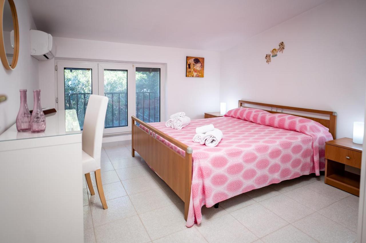 La Casa Del Maestro Attico Apartment Pisciotta Luaran gambar