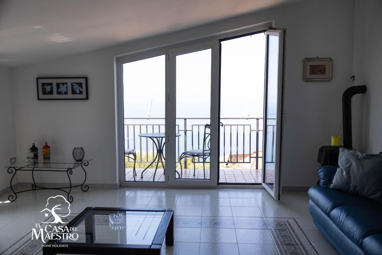 La Casa Del Maestro Attico Apartment Pisciotta Luaran gambar