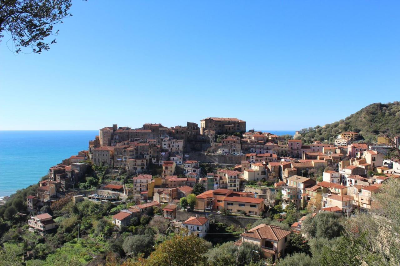 La Casa Del Maestro Attico Apartment Pisciotta Luaran gambar