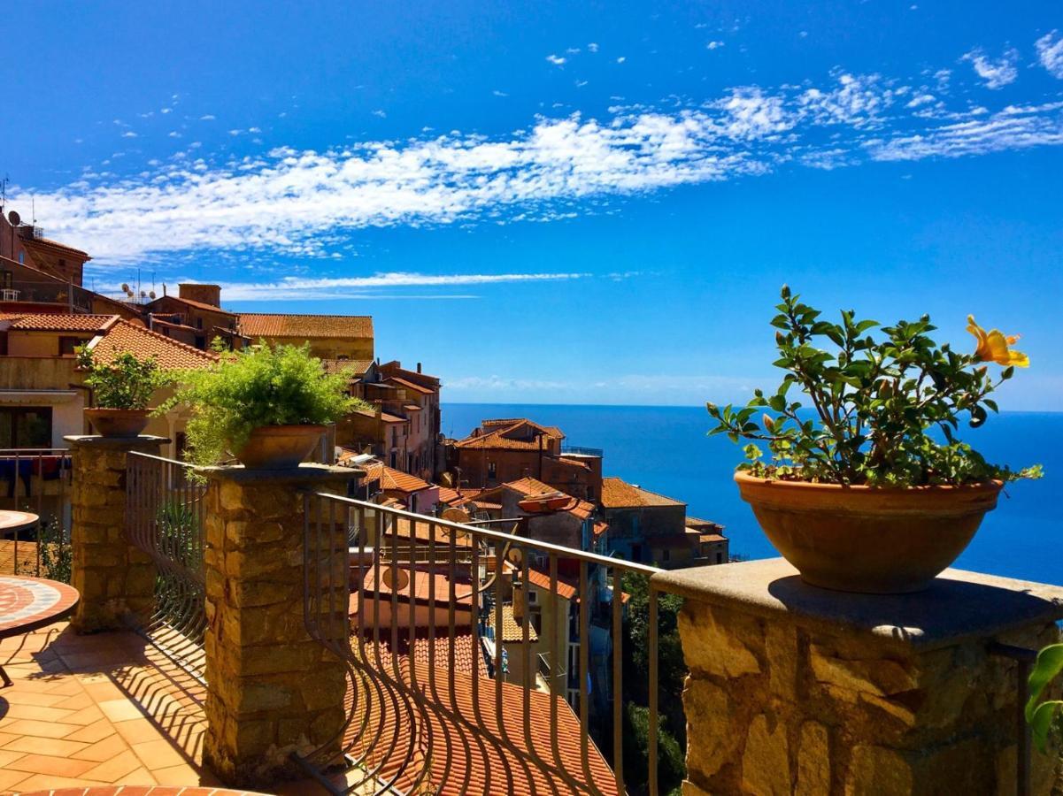 La Casa Del Maestro Attico Apartment Pisciotta Luaran gambar
